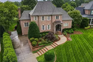 925 Salem Glen Ct, Clemmons, NC 27012 - Photo 2