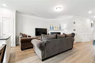 3855 Thistleberry Rd, High Point, NC 27265 - Photo 8