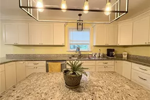 711 E Sunrise Ave, Thomasville, NC 27360 - Photo 10