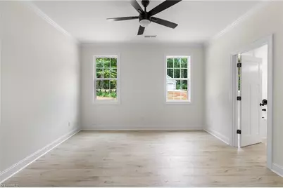 512 Carolina Avenue, Yadkinville, NC 27055 - Photo 18