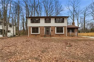 1202 Hobbs Rd, Greensboro, NC 27410 - Photo 2