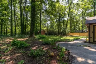 1202 Hobbs Rd, Greensboro, NC 27410 - Photo 26