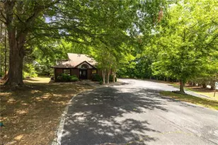 114 S Park Terrace, Eden, NC 27288 - Photo 4