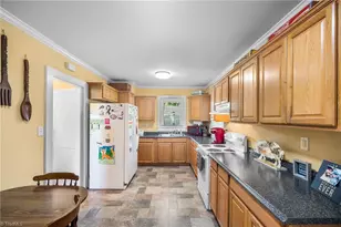 412 Wall St, Lexington, NC 27292 - Photo 8