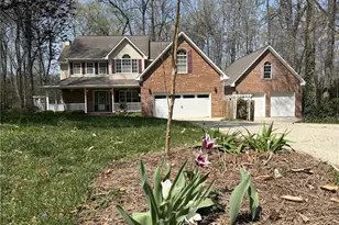 222 Bear Run Ln, Kernersville, NC 27284 - Photo 2