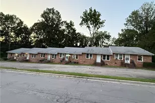 712 Snead St, Reidsville, NC 27320 - Photo 16