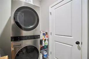 298 Lamplighter Cir, Winston-Salem, NC 27104 - Photo 32