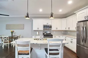 298 Lamplighter Cir, Winston-Salem, NC 27104 - Photo 14