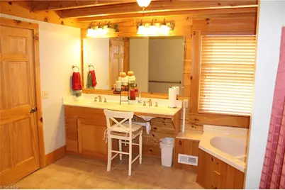 2047 US Highway 21, State Road, NC 28676 - Photo 12