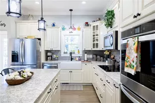 461 Chestnut Ridge Dr, Jefferson, NC 28640 - Photo 4