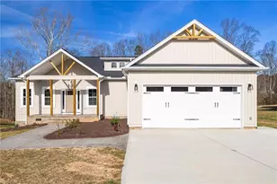 129 Legacy Ln, Eden, NC 27288 - Photo 2