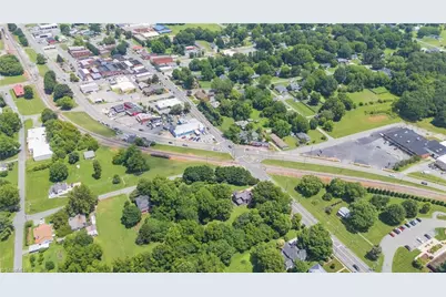 212 Fayetteville Street S, Liberty, NC 27298 - Photo 40