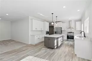 2875 Motsinger Rd, Winston-Salem, NC 27107 - Photo 8