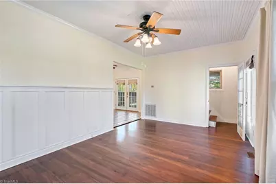 1058 Main Street, Walnut Cove, NC 27052 - Photo 8