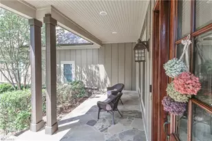 3229 Broadmoor Dr, Statesville, NC 28625 - Photo 4