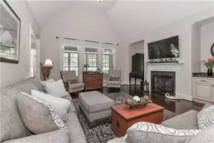 3229 Broadmoor Dr, Statesville, NC 28625 - Photo 10