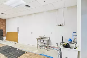 4925 Market St, Greensboro, NC 27407 - Photo 2