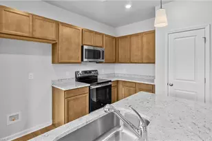 5097 Fallmeade Rd, Kernersville, NC 27284 - Photo 12