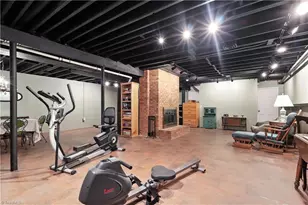 2008 Downing St, Greensboro, NC 27410 - Photo 18