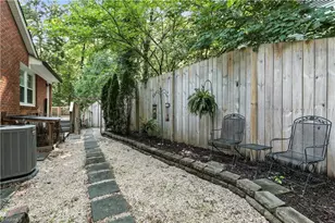 2008 Downing St, Greensboro, NC 27410 - Photo 26