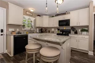 351 Colony Ln, Purlear, NC 28665 - Photo 24