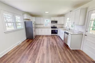 1023 Spring St, Mount Airy, NC 27030 - Photo 16