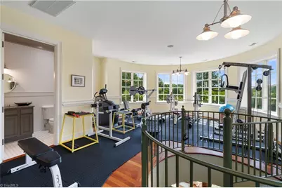 1067 E Kent Road, Winston-Salem, NC 27104 - Photo 36