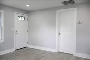 1016 Rauhut St, Burlington, NC 27217 - Photo 6
