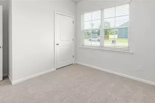 1054 Sherwood Estates Ln, Yadkinville, NC 27055 - Photo 4