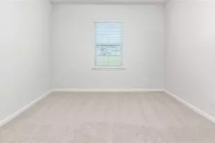 1054 Sherwood Estates Ln, Yadkinville, NC 27055 - Photo 20