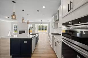 1518 Peabody Ct, Mebane, NC 27302 - Photo 12