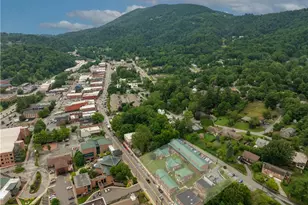 380 W King St, Boone, NC 28607 - Photo 6