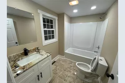 5214 Summit Avenue, Greensboro, NC 27405 - Photo 8