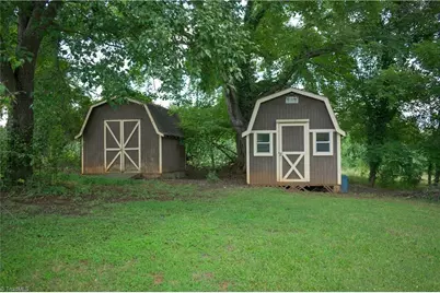 112 Balcony Lane, Mount Airy, NC 27030 - Photo 4