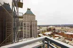 201 N Elm St, Greensboro, NC 27401 - Photo 32