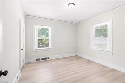 820 Moore Street, Reidsville, NC 27320 - Photo 18