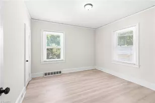 820 Moore St, Reidsville, NC 27320 - Photo 18