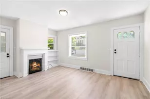 820 Moore St, Reidsville, NC 27320 - Photo 12