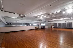 101 E Main St, Elkin, NC 28621 - Photo 24