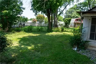 4203 Dellwood Dr, Winston-Salem, NC 27105 - Photo 10