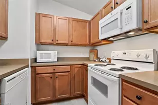 2600 Pennoak Way, Greensboro, NC 27407 - Photo 14