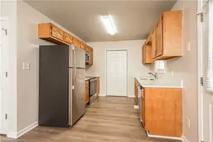 107 Layton Way, Thomasville, NC 27360 - Photo 6