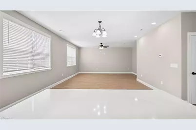 115 Glasmere Court, Winston-Salem, NC 27101 - Photo 10