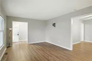 5406 Lawndale Dr, Greensboro, NC 27455 - Photo 6