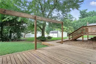 5406 Lawndale Dr, Greensboro, NC 27455 - Photo 24