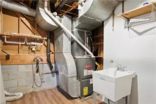 5406 Lawndale Dr, Greensboro, NC 27455 - Photo 22