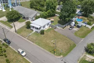 704 E Haymore St, Mount Airy, NC 27030 - Photo 4