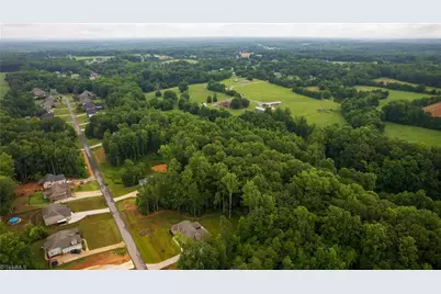 883 Kapstone Crossing, Lexington, NC 27295 - Photo 8