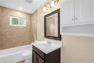 30 Circle Dr, Reidsville, NC 27320 - Photo 10