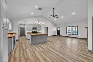 106 Blairfield Ct, North Wilkesboro, NC 28659 - Photo 16